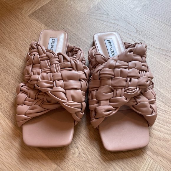 Shoes - Steve Madden Marina nude sandals